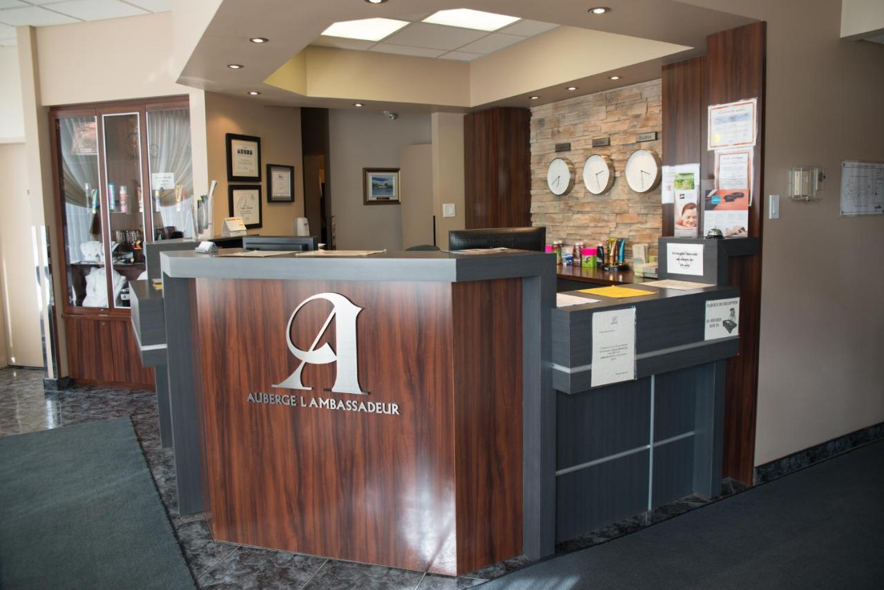 Auberge l'Ambassadeur est un hôtel gay friendly à Amqui dans le Bas-Saint-Laurent au Québec aux portes de la Gaspésie