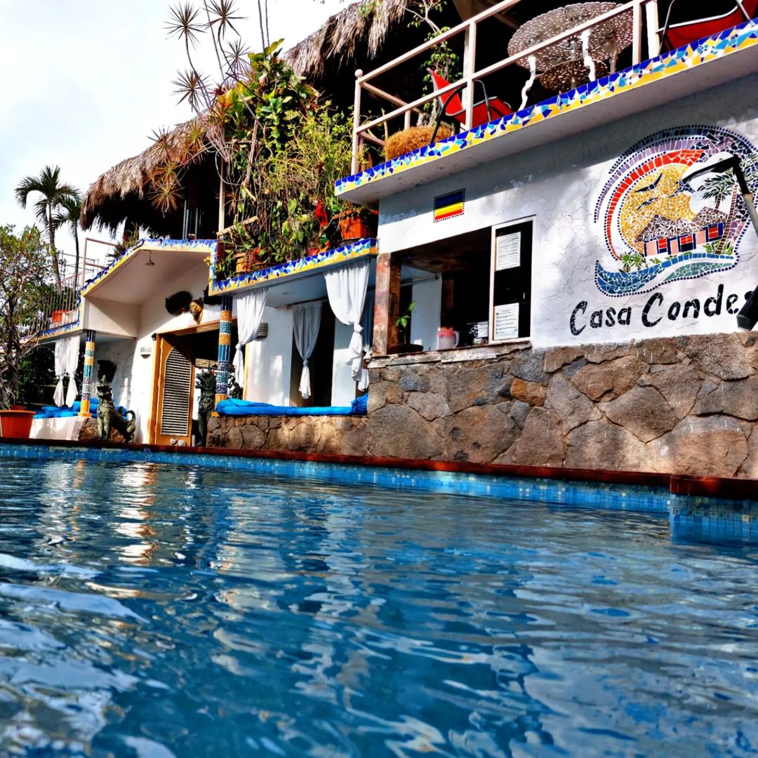 Casa Condesa Acapulco est une maison d'hôtes gay men only à Acapulco au Mexique