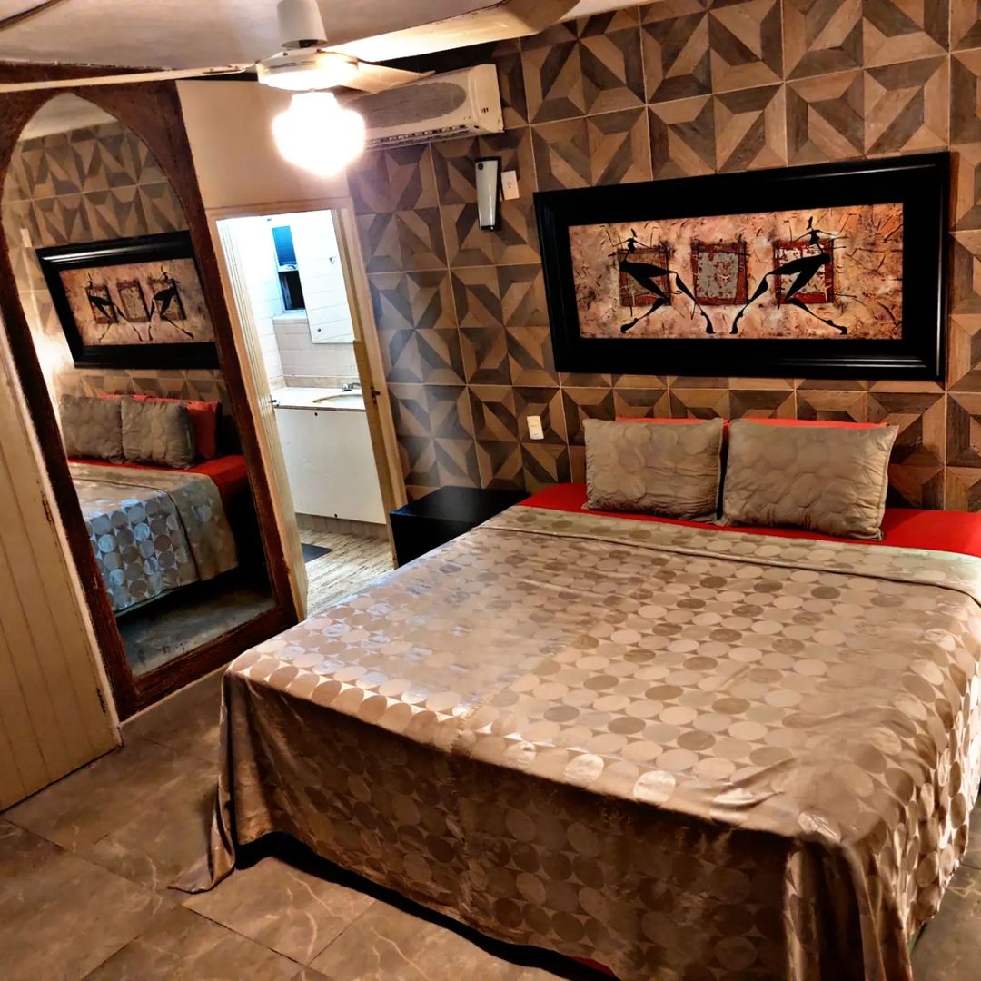 Casa Condesa Acapulco est une maison d'hôtes gay men only à Acapulco au Mexique