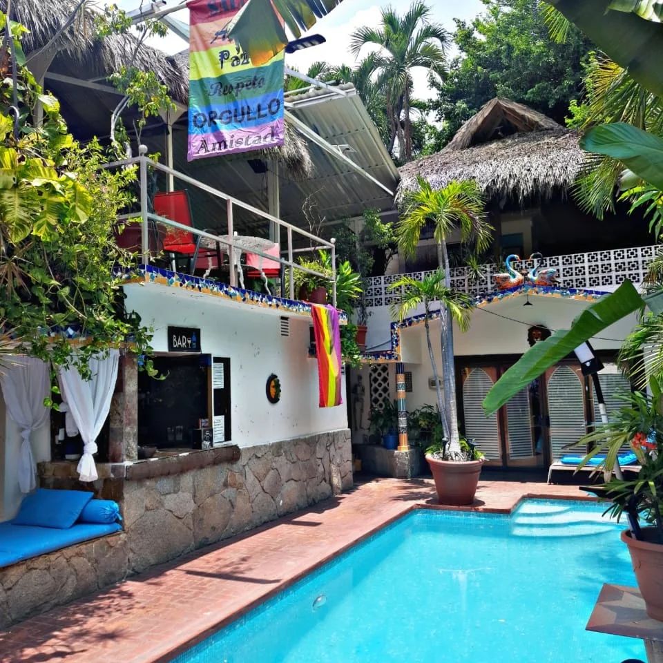 Casa Condesa Acapulco est une maison d'hôtes gay men only à Acapulco au Mexique