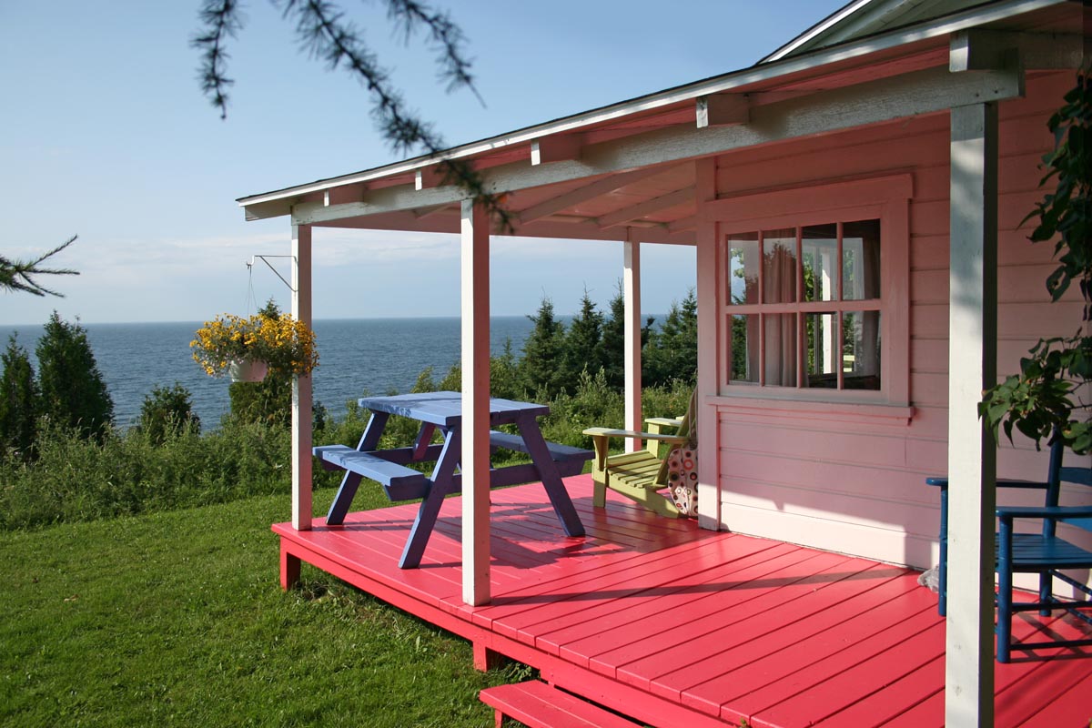 Domaine Bel-Azur est un gîte gay friendly à la Baie-des-Sables dans le Bas-Saint-Laurent au Québec