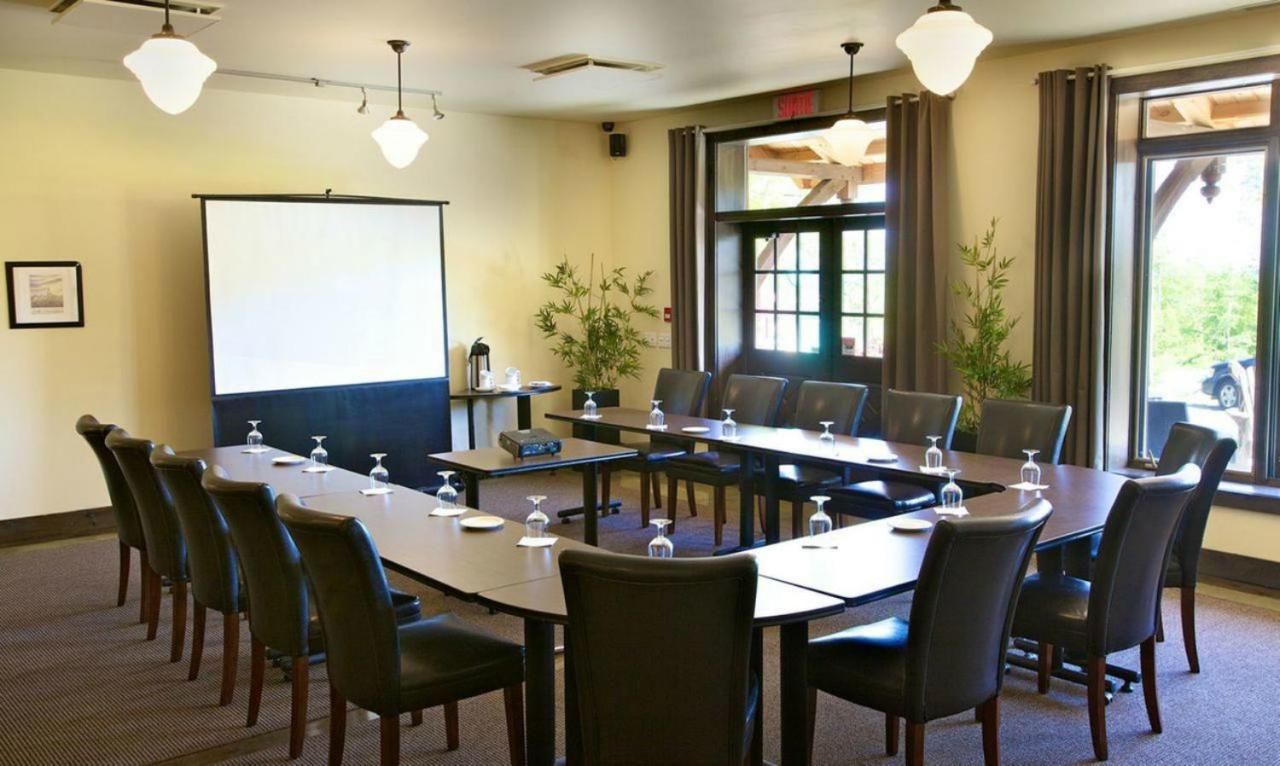 Espace Quatre Saisons est un hôtel gay friendly à Orford près de Magog en Estrie au Québec