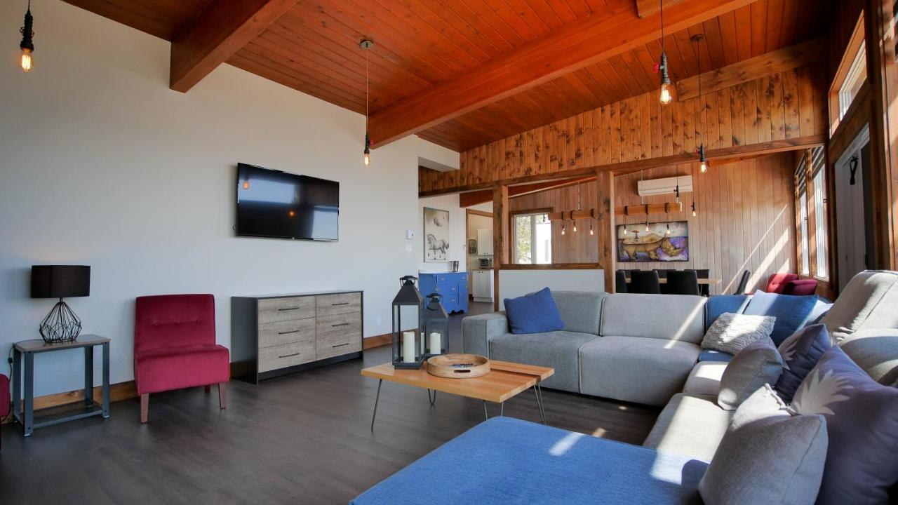 Hostellerie Baie Bleue est un hôtel gay friendly à Carleton sur Mer en Gaspésie au Québec