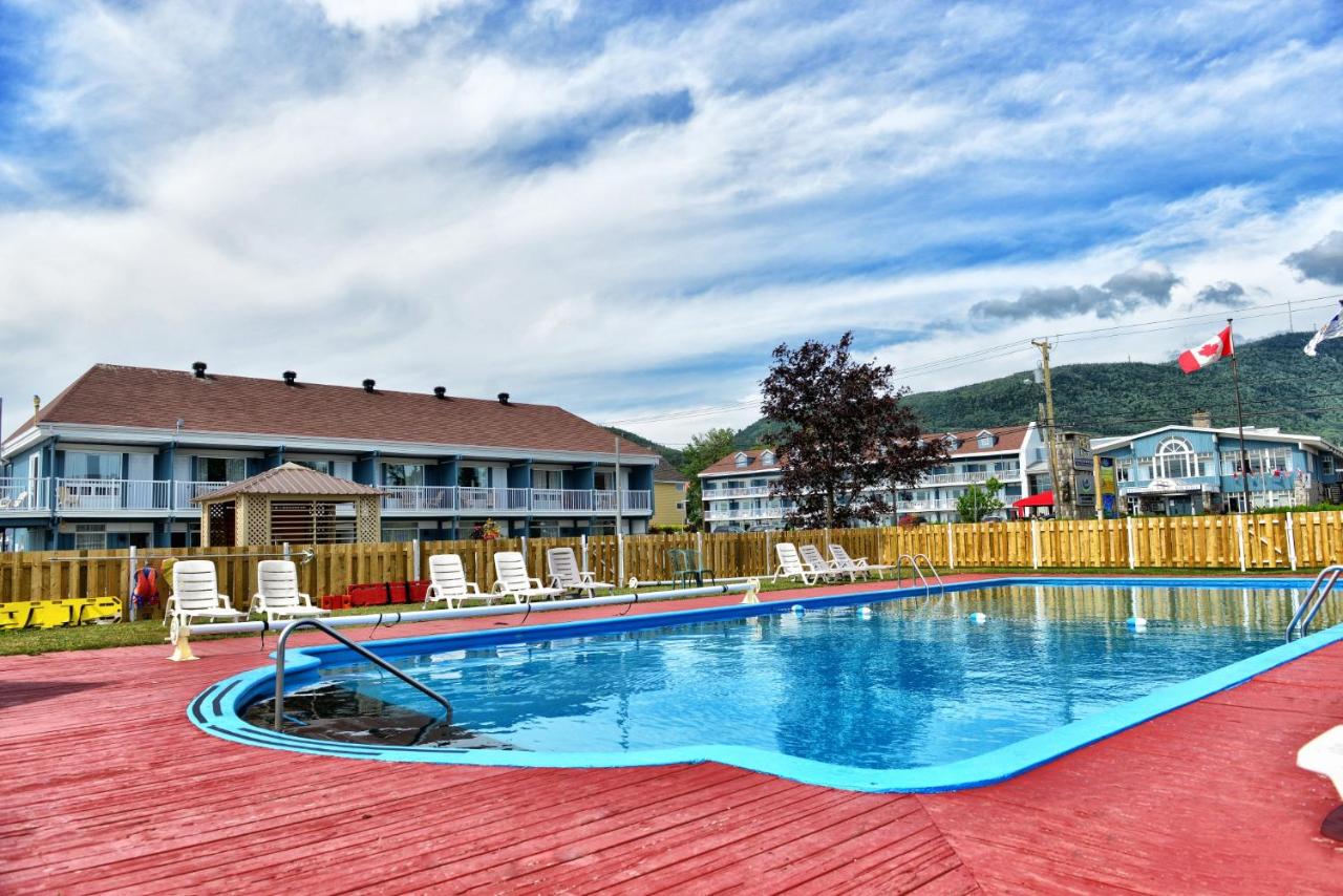 Hostellerie Baie Bleue est un hôtel gay friendly à Carleton sur Mer en Gaspésie au Québec