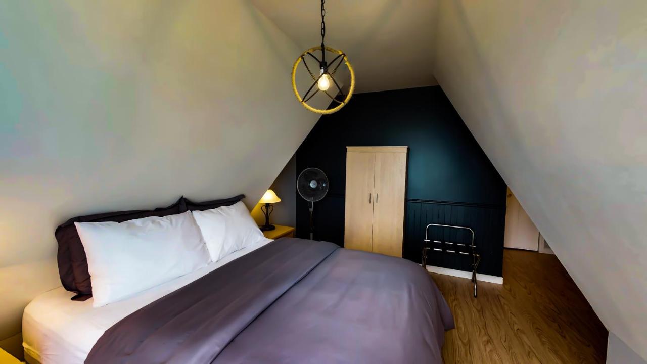 Hostellerie Baie Bleue est un hôtel gay friendly à Carleton sur Mer en Gaspésie au Québec