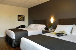 Hôtel Centre-Ville est un hôtel gay friendly à Montmagny dans Chaudière-Appalaches au Québec