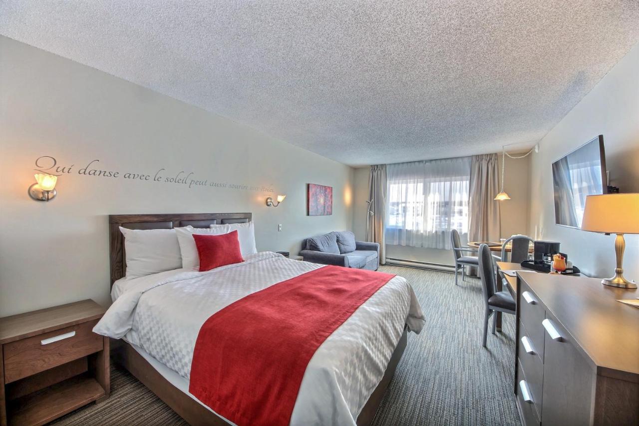 Hôtel Château Roberval est un hôtel gay friendly à Roberval au Saguenay dans la province du Québec