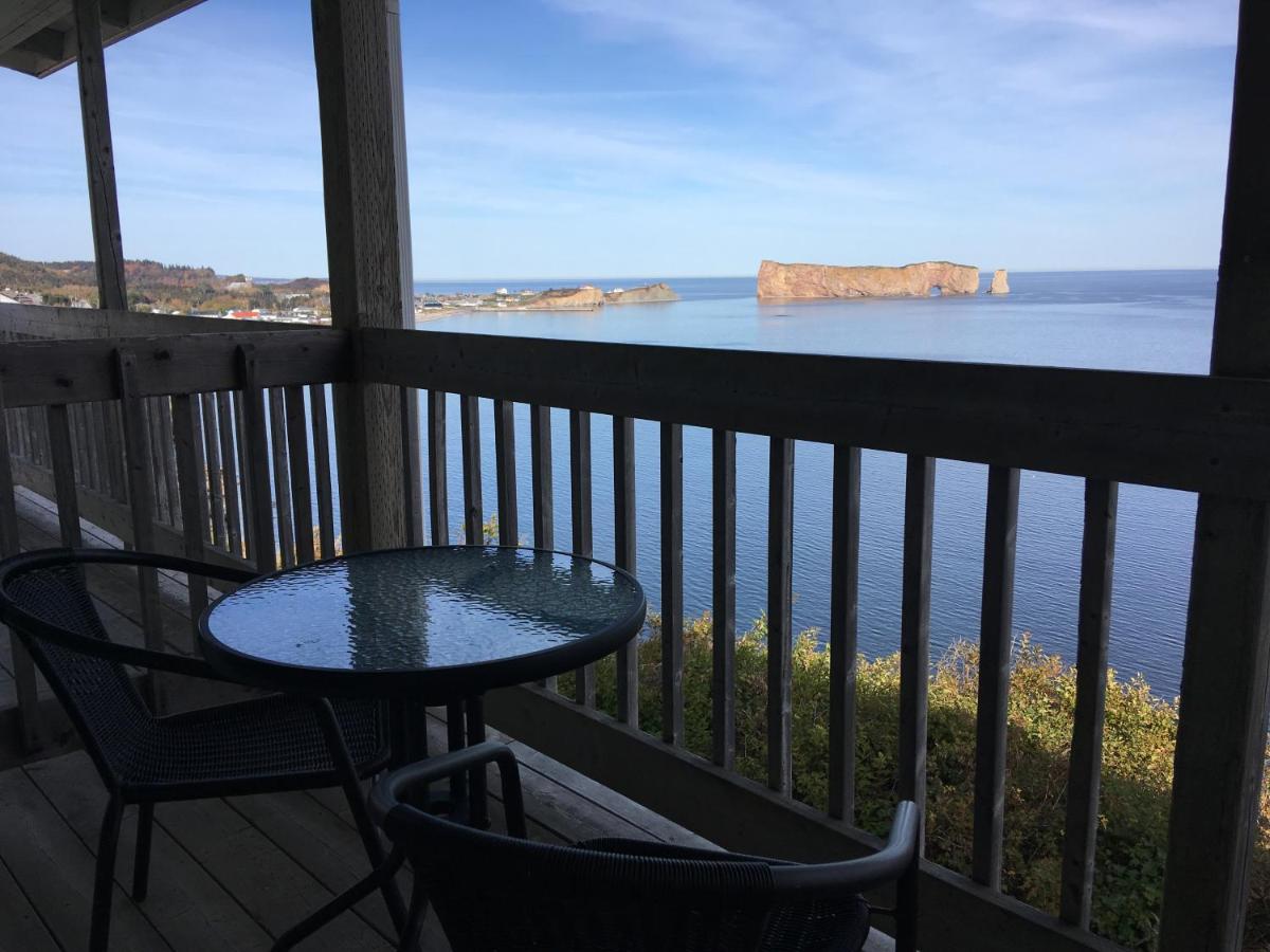 Hotel La Côte Surprise est un hôtel gay friendly à Percé en Gaspésie au Québec