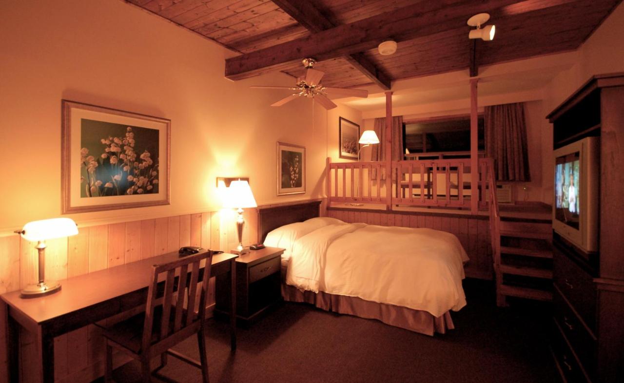 Hotel La Côte Surprise est un hôtel gay friendly à Percé en Gaspésie au Québec