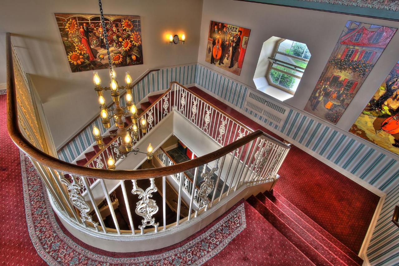 Hôtel Le Manoir de Baie-Comeau est un hôtel gay friendly à Baie Comeau en Côte Nord au Québec