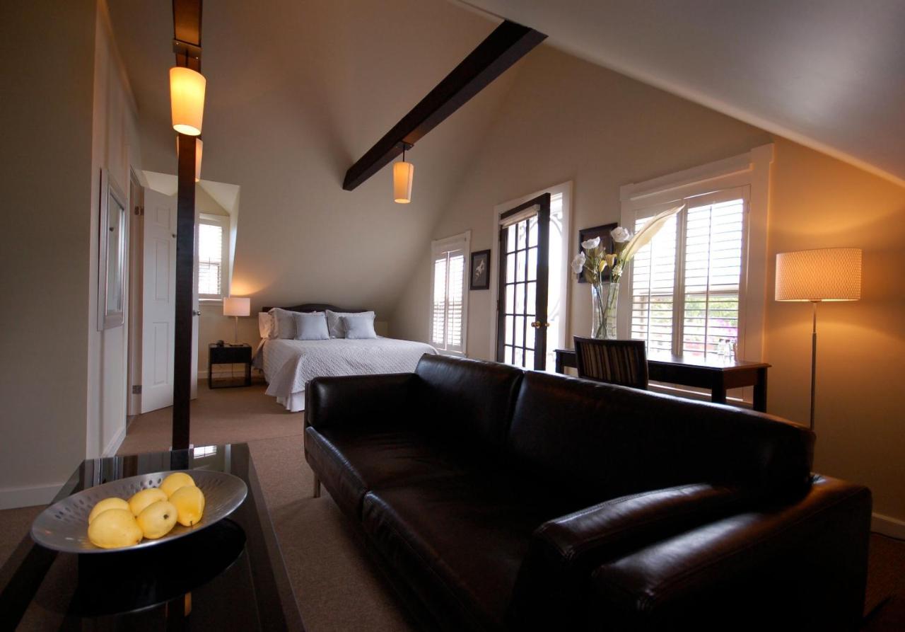 Hôtel Les Trois Soeurs est un hôtel gay friendly à Percé en Gaspésie