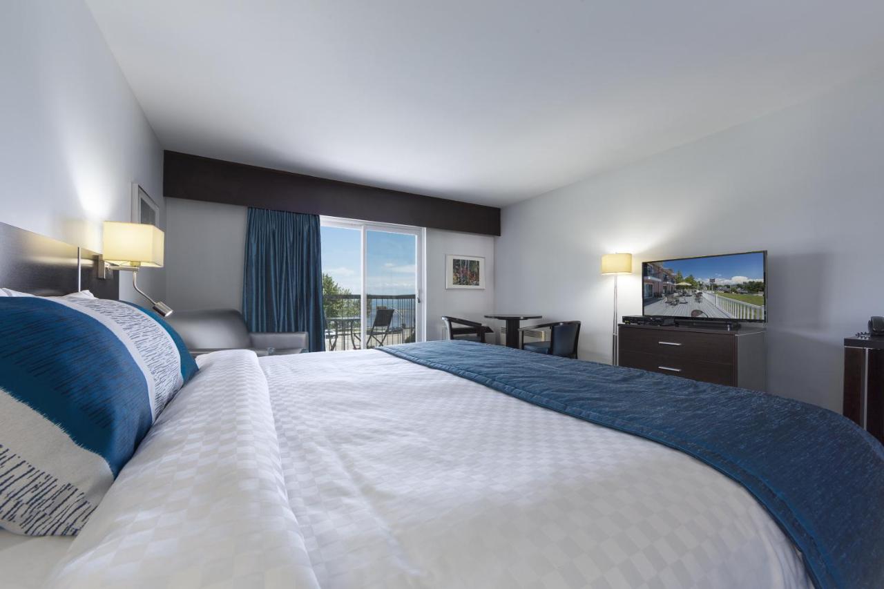 Hôtel-Motel Castel de la Mer est un hôtel gay friendly à La Malbaie dans Charlevoix au Québec