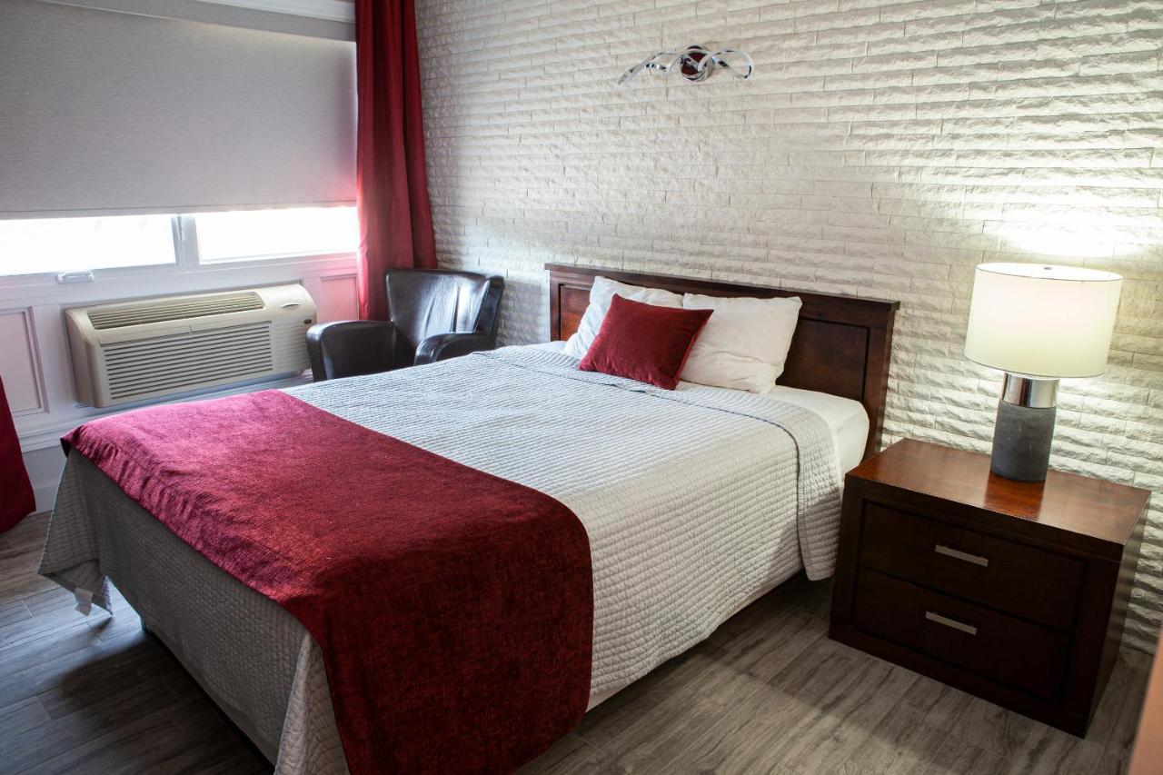 Hotel Motel Le Quiet est un hôtel gay friendly au Lac Mégantic en Estrie au Québec