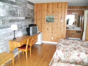 Hôtel Motel les Voitures d'Eau est un hôtel gay friendly à L'Isle-aux-Coudres dans Charlevoix au Québec