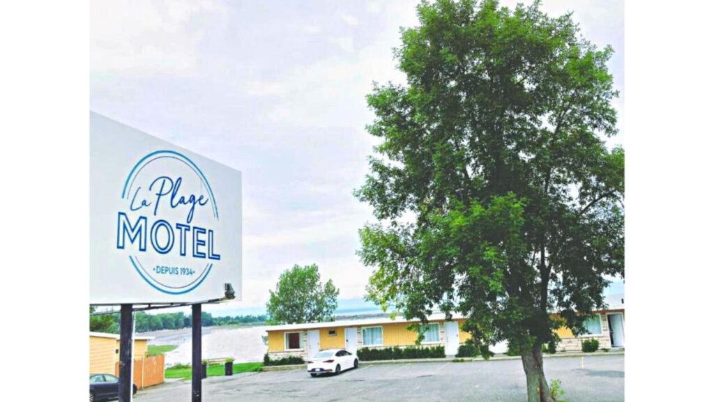 La Plage Motel & Restaurant est un hôtel gay friendly à Berthier-sur-Mer dans Chaudière-Appalaches au Québec