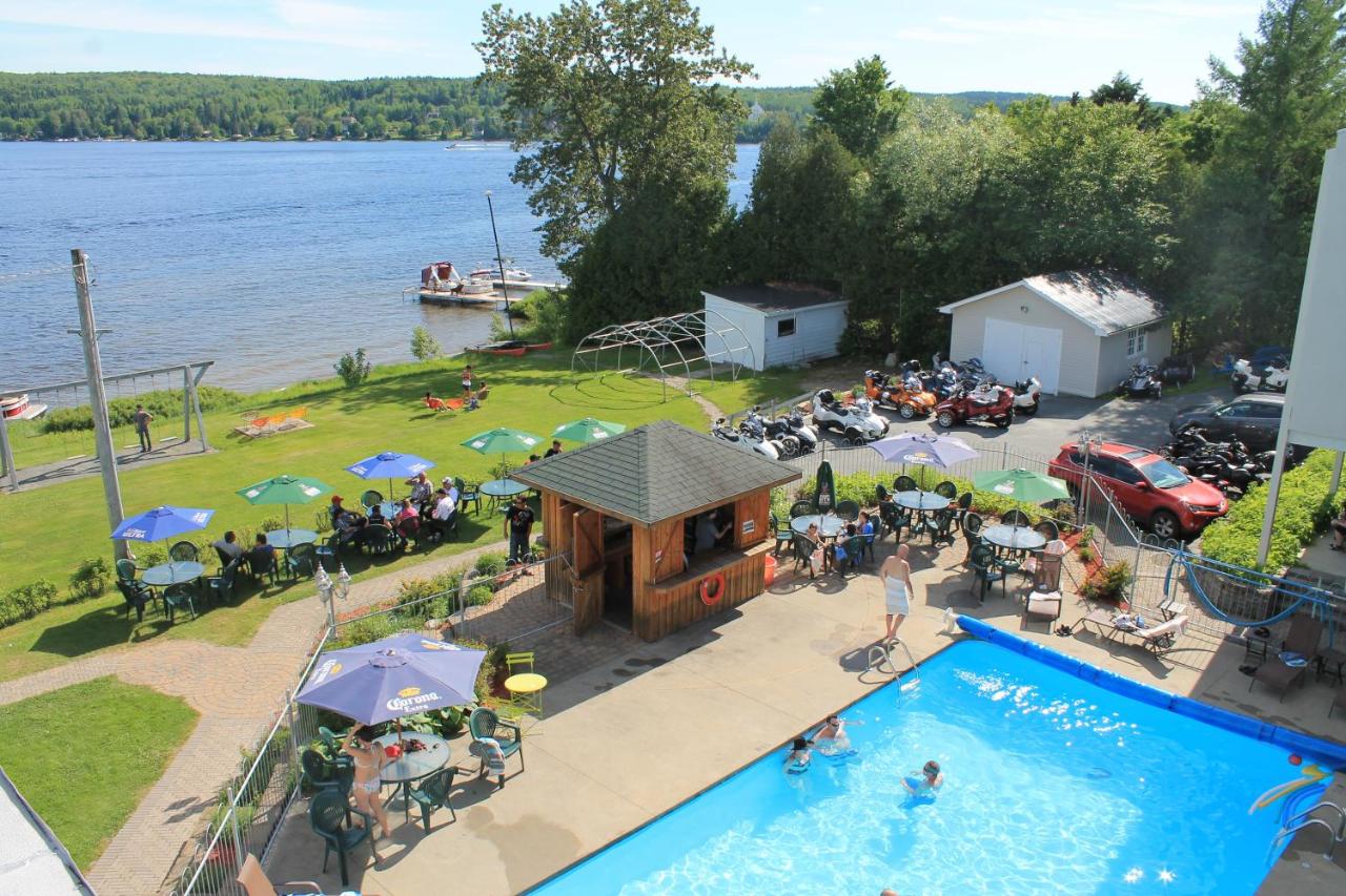 Le Manoir Lac-Etchemin est un hôtel gay friendly au Lac Etchemin dans Chaudières Appalaches au Québec
