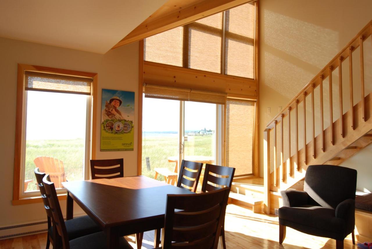 Les Chalets du Bioparc propose des chalets gay friendly à Bonaventure en Gaspésie au Québec en location