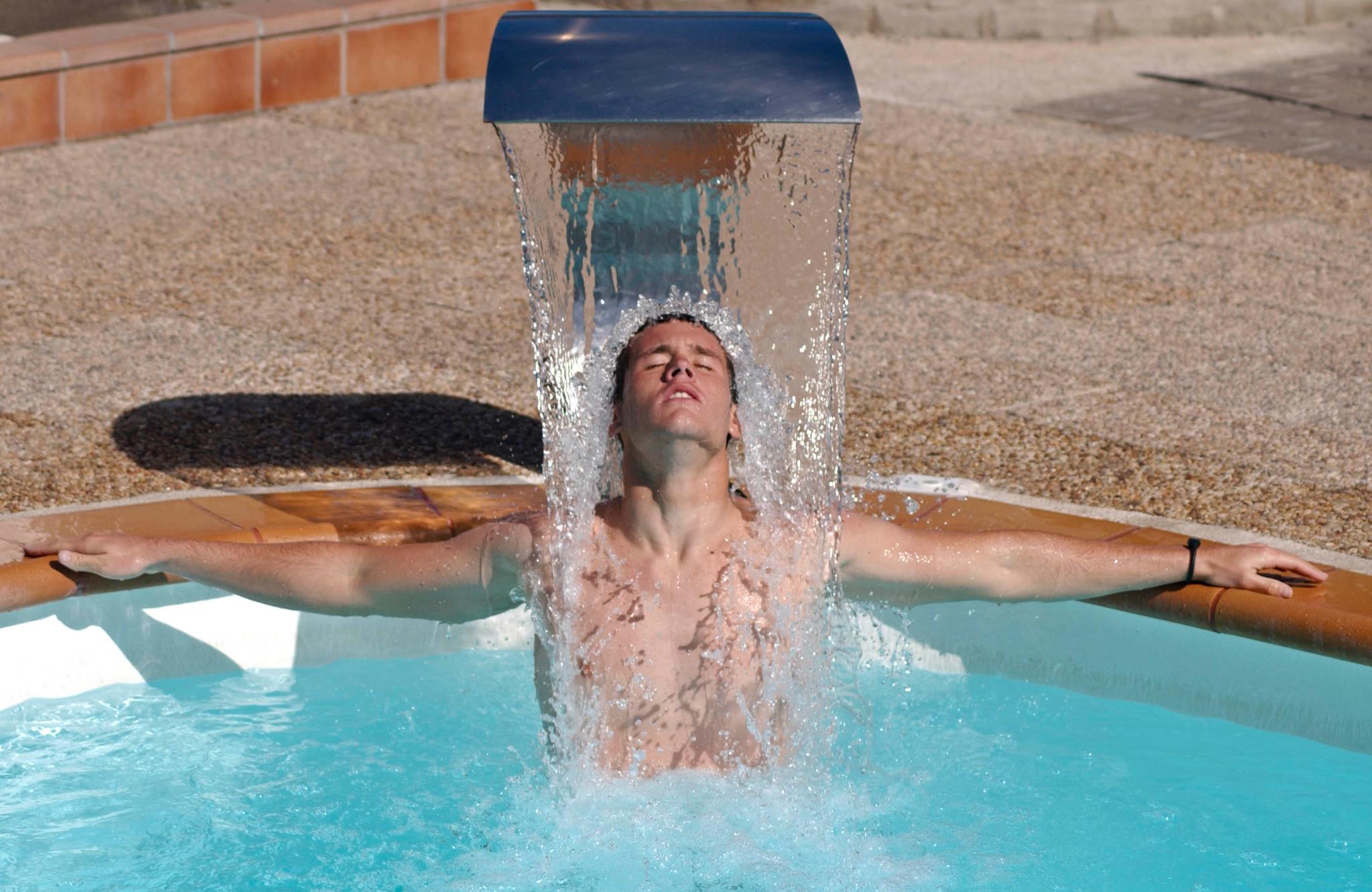 Los Almendros propose bungalows exclusivement gay à Maspalomas près Playa del Inglès à Grande Canarie