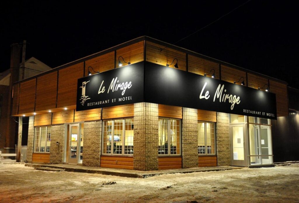 Motel Le Mirage est un hôtel gay friendly à La Malbaie dans Charlevoix au Québec