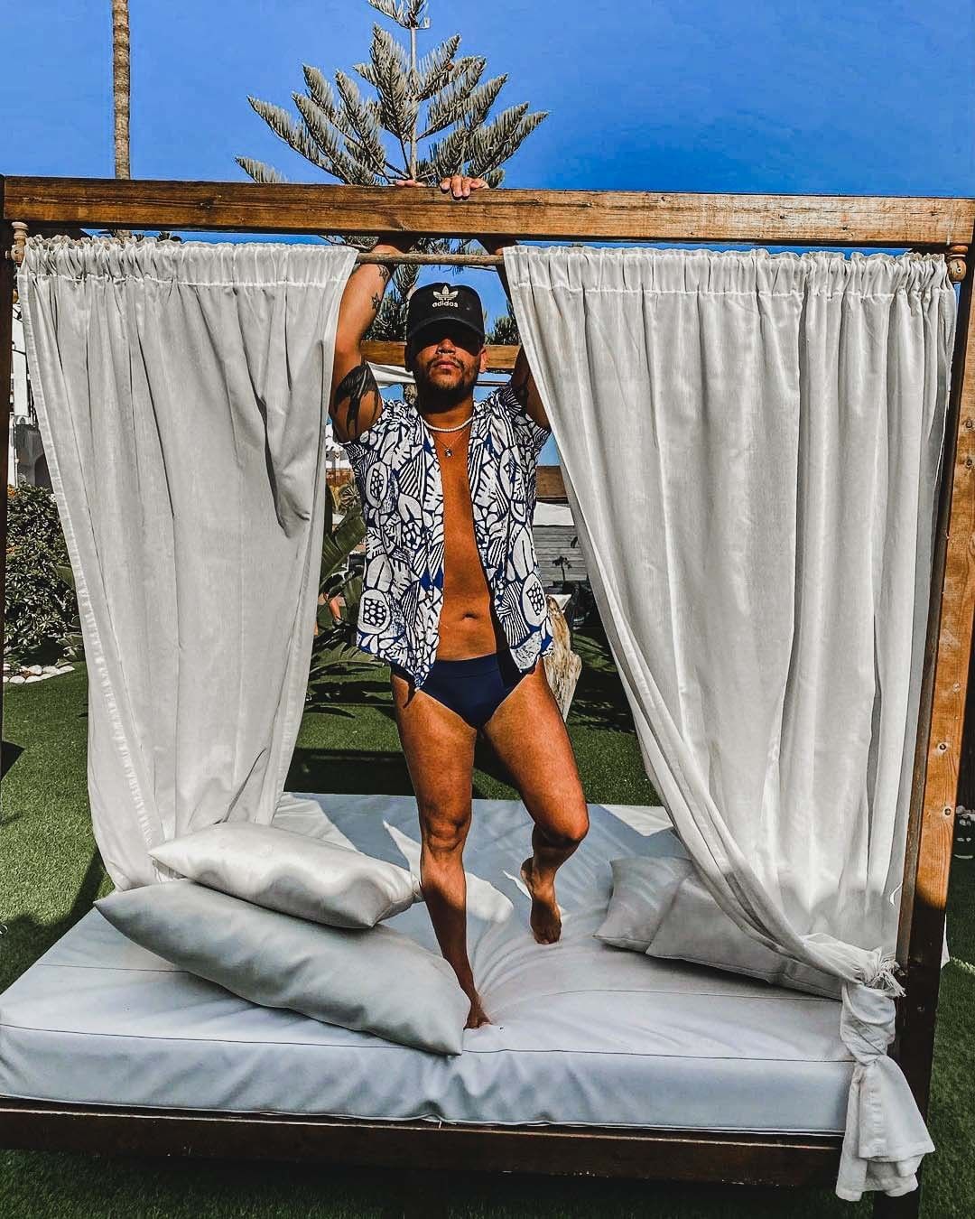 Mow Hotels est un hôtel gay à Maspalomas près de Playa del Inglès