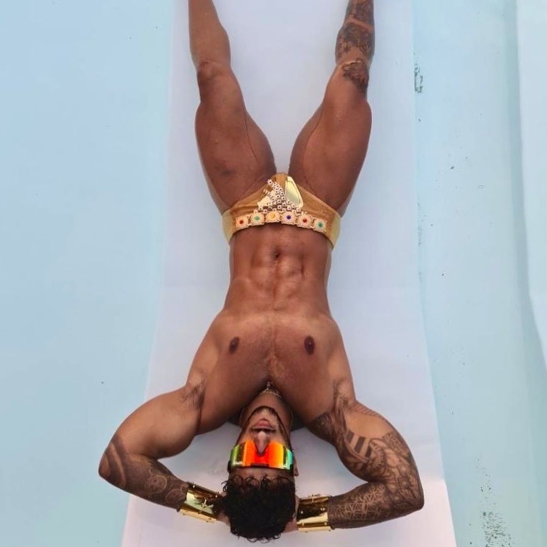 Mow Hotels est un hôtel gay à Maspalomas près de Playa del Inglès