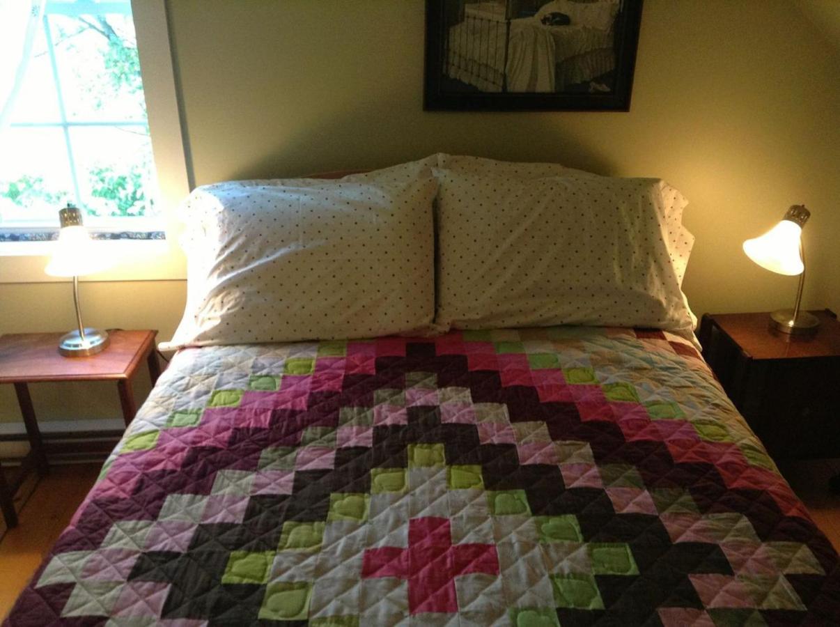 Au Blanc Marronnier est une maison d'hôtes gay friendly à Racine en Estrie au Québec