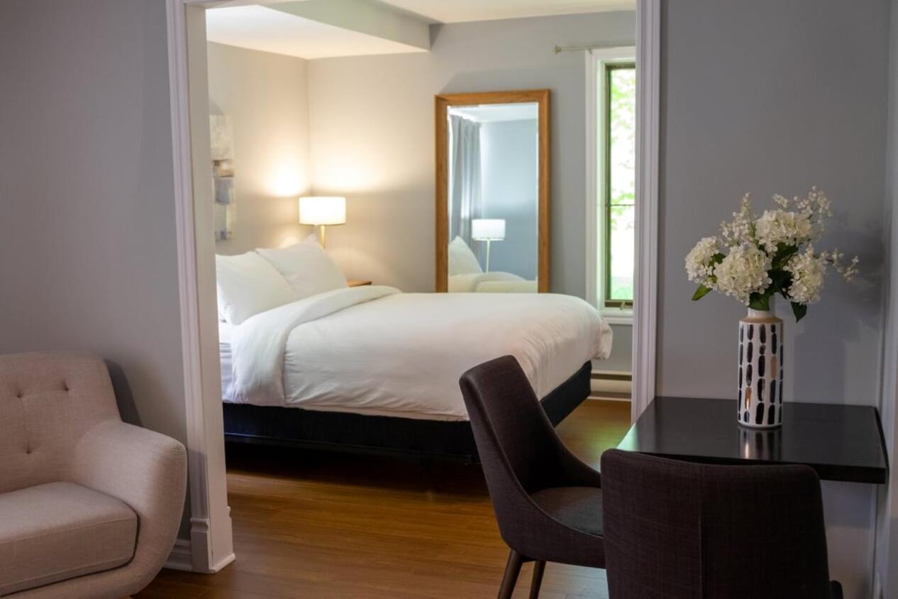 Auberge Nuits de St-Georges est une maison d’hôtes gay friendly à Bromont en Estrie au Québec 05