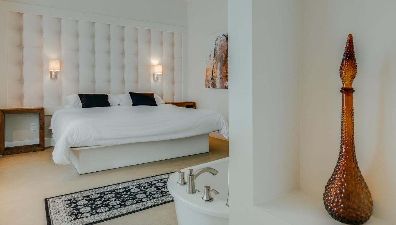 Auberge Nuits de St-Georges est une maison d'hôtes gay friendly à Bromont en Estrie au Québec