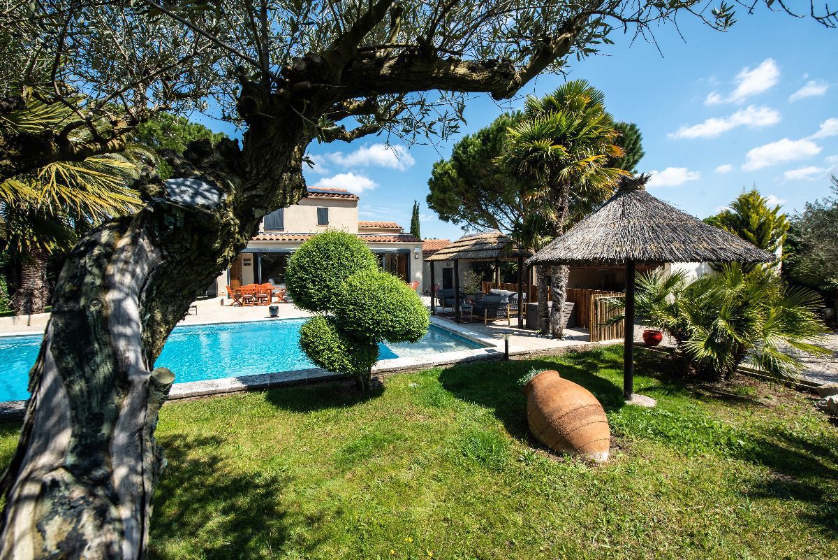 Barr'au Sud est une maison d'hôtes gay friendly à Châteaurenard dans les Bouches-du-Rhône