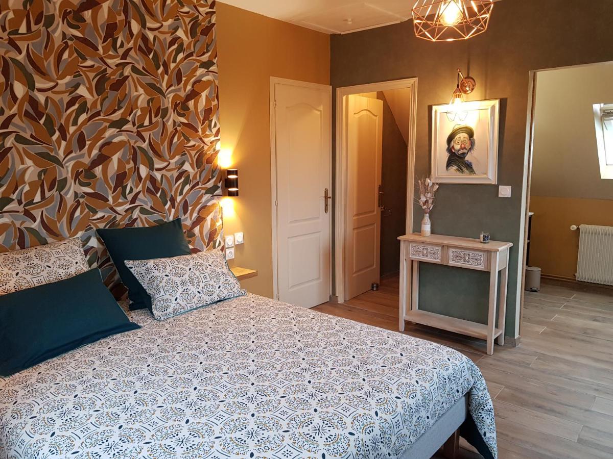 Chambres d'hôtes la Mauguiniére est une maison d'hôtes gay friendly à Neuillé-le-Lierre dans l'Indre-et-Loire