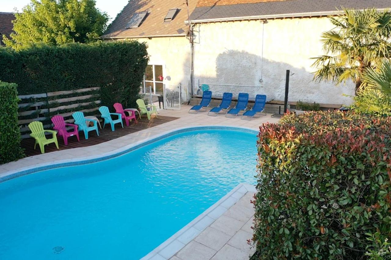 Chambres d'hôtes la Mauguiniére est une maison d'hôtes gay friendly à Neuillé-le-Lierre dans l'Indre-et-Loire