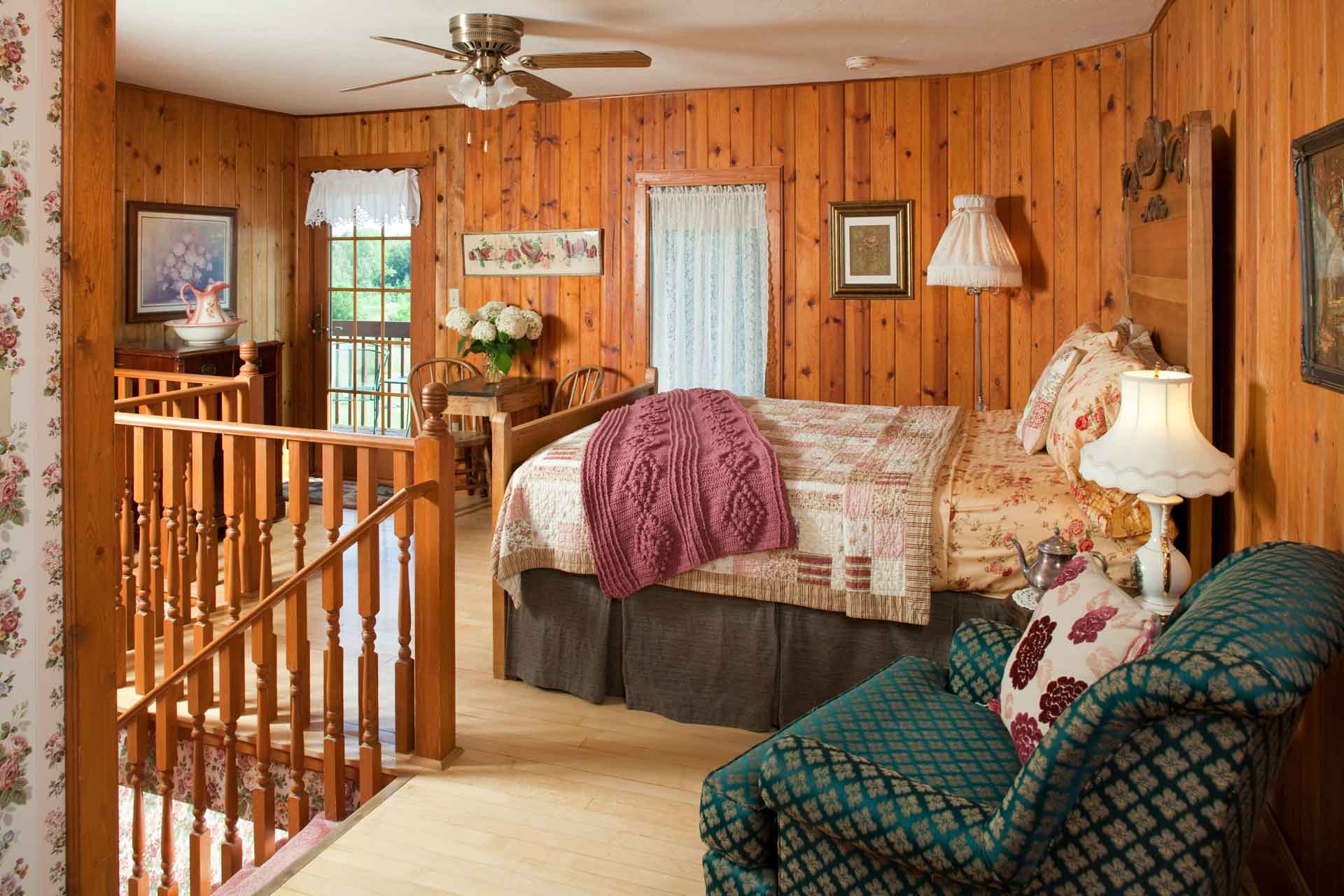 Chanticleer Guest House est une maison d'hôtes gay friendly à Sturgeon Bay dans le Wisconsin aux États-Unis