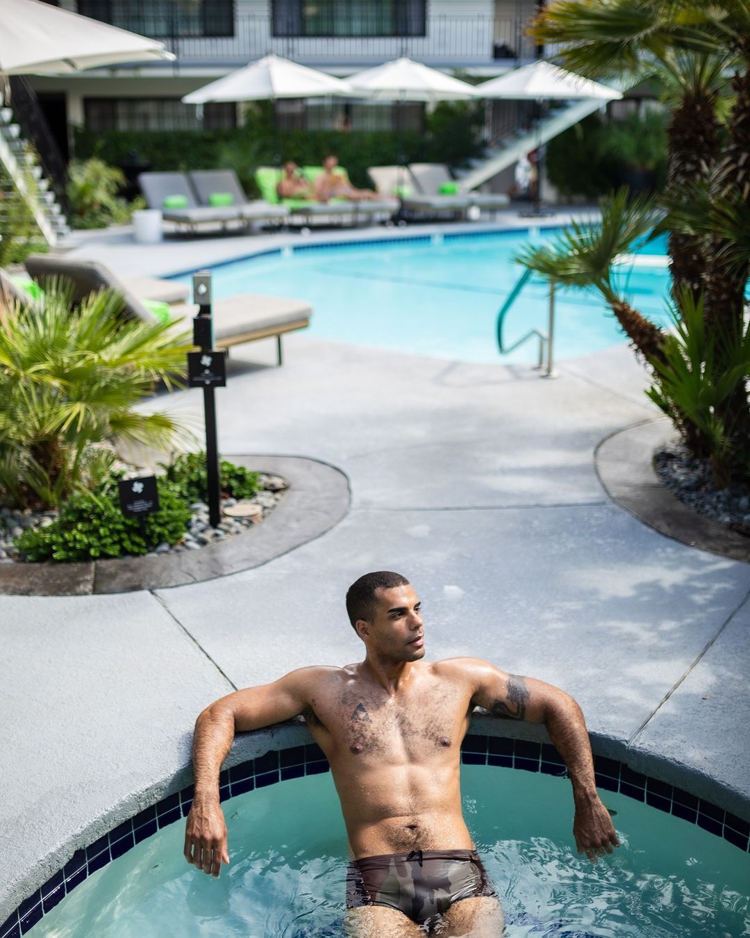 Descanso Resort 100% gay men only à Palm Springs Californie
