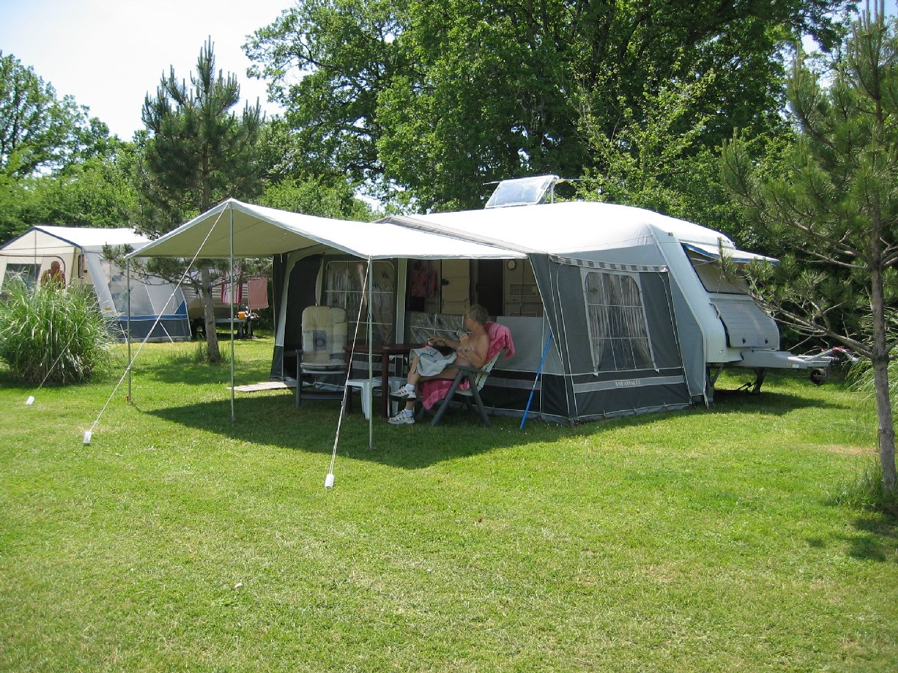 Domaine Laborde est un village naturiste gay friendly en Dordogne et Lot et Garonne