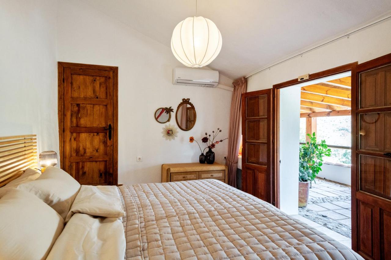 Finca Fabulosa est une maison d'hôtes gay friendly pour nudiste seulement à Álora près de Malaga en Espagne