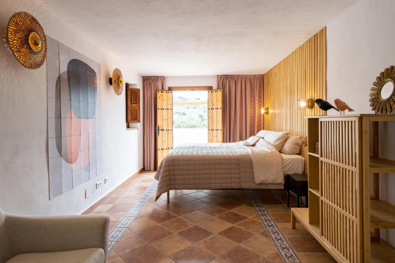 Finca Fabulosa est une maison d'hôtes gay friendly pour nudiste seulement à Álora près de Malaga en Espagne