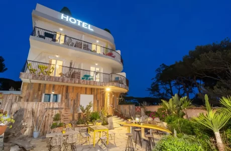 Hôtel Almanarre Plage : un hôtel éco-responsable face à la mer