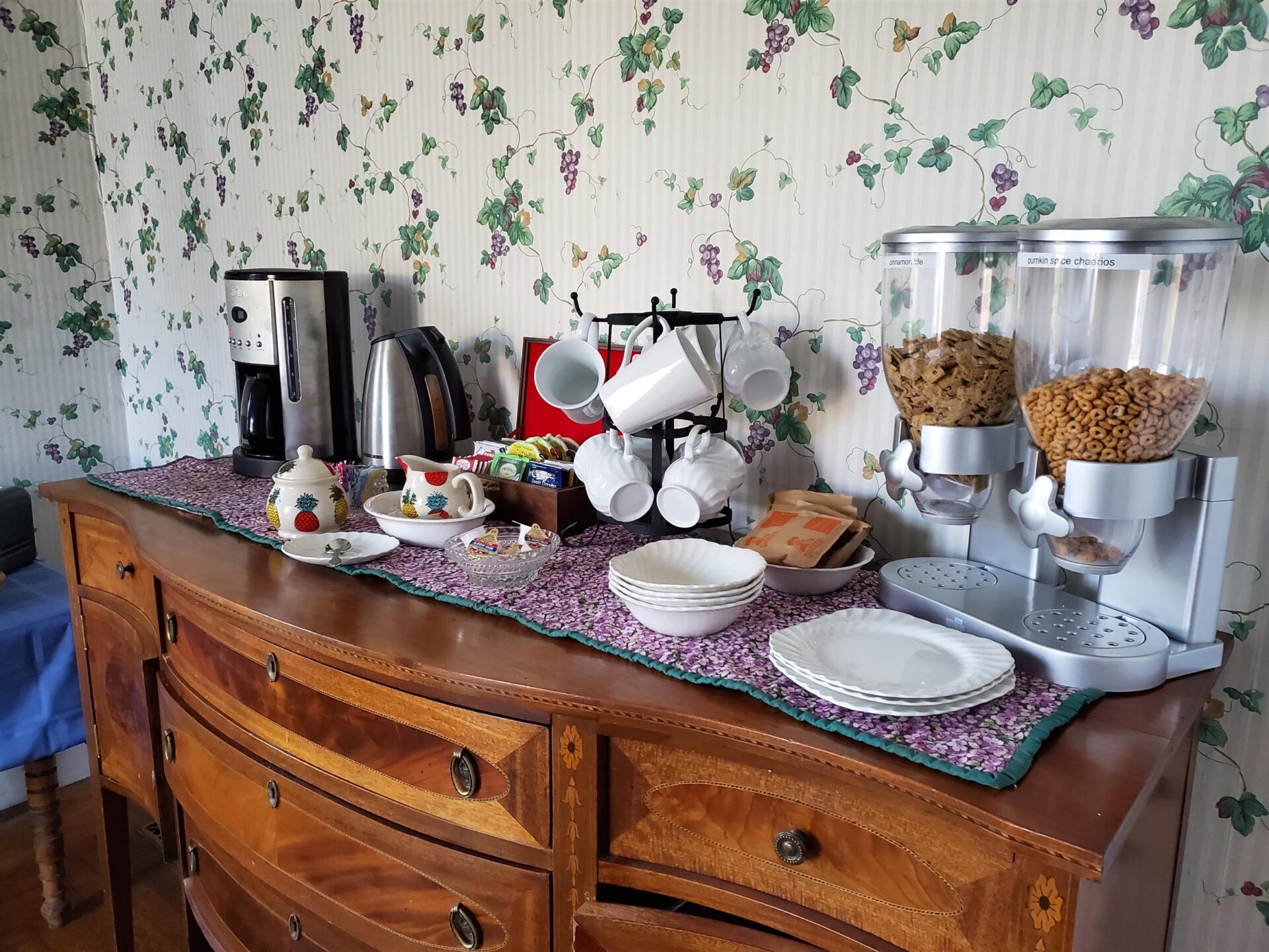 Jeremiah Mason House Bed and Breakfast est une maison d'hôtes gay friendly à Limerick dans le Maine aux États-Unis 06