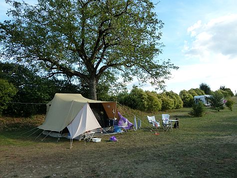 Le Marcassin de Saint-Aubin est un camping gay friendly à Saint Aubin de Nabirat en Dordogne