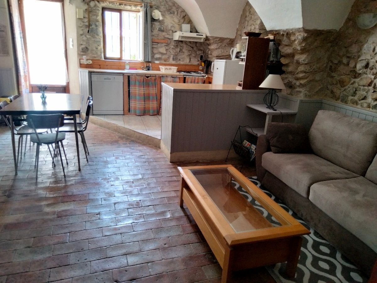 Le Romezon est un gîte gay friendly à Mirabel et Blacons dans la Drôme