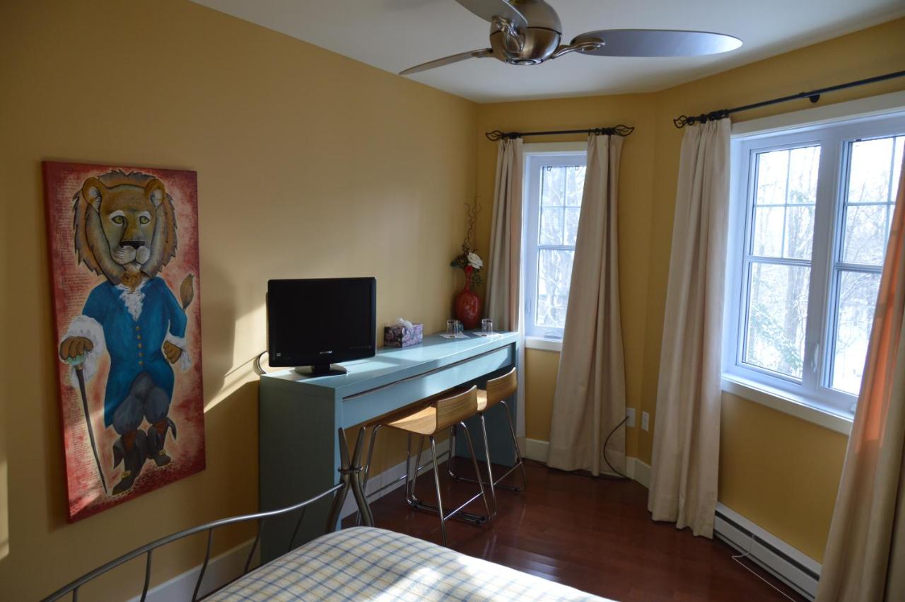 Lecomte de la Fontaine est une maison d'hôtes gay friendly à North Hatley dans l'Estrie au Québec