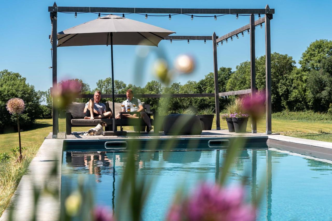 Maison de la Bonne Vie sont chambres d'hôtes gay friendly à Thérondels dans l'Aveyron
