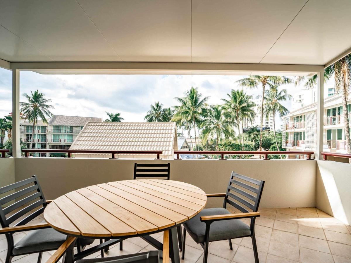 Novotel Cairns Oasis Resort est un hôtel gay friendly à Cairns dans la Gold Coast en Australie
