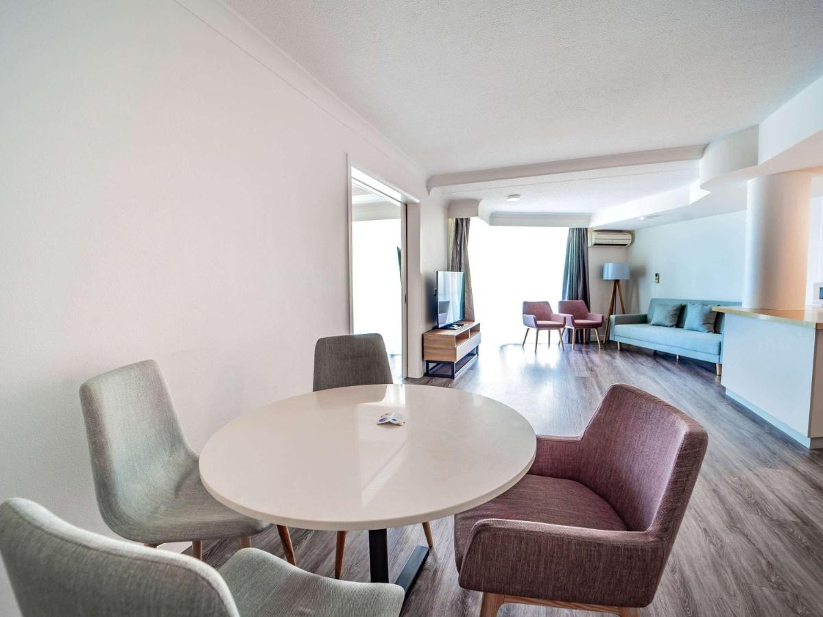 Novotel Cairns Oasis Resort est un hôtel gay friendly à Cairns dans la Gold Coast en Australie