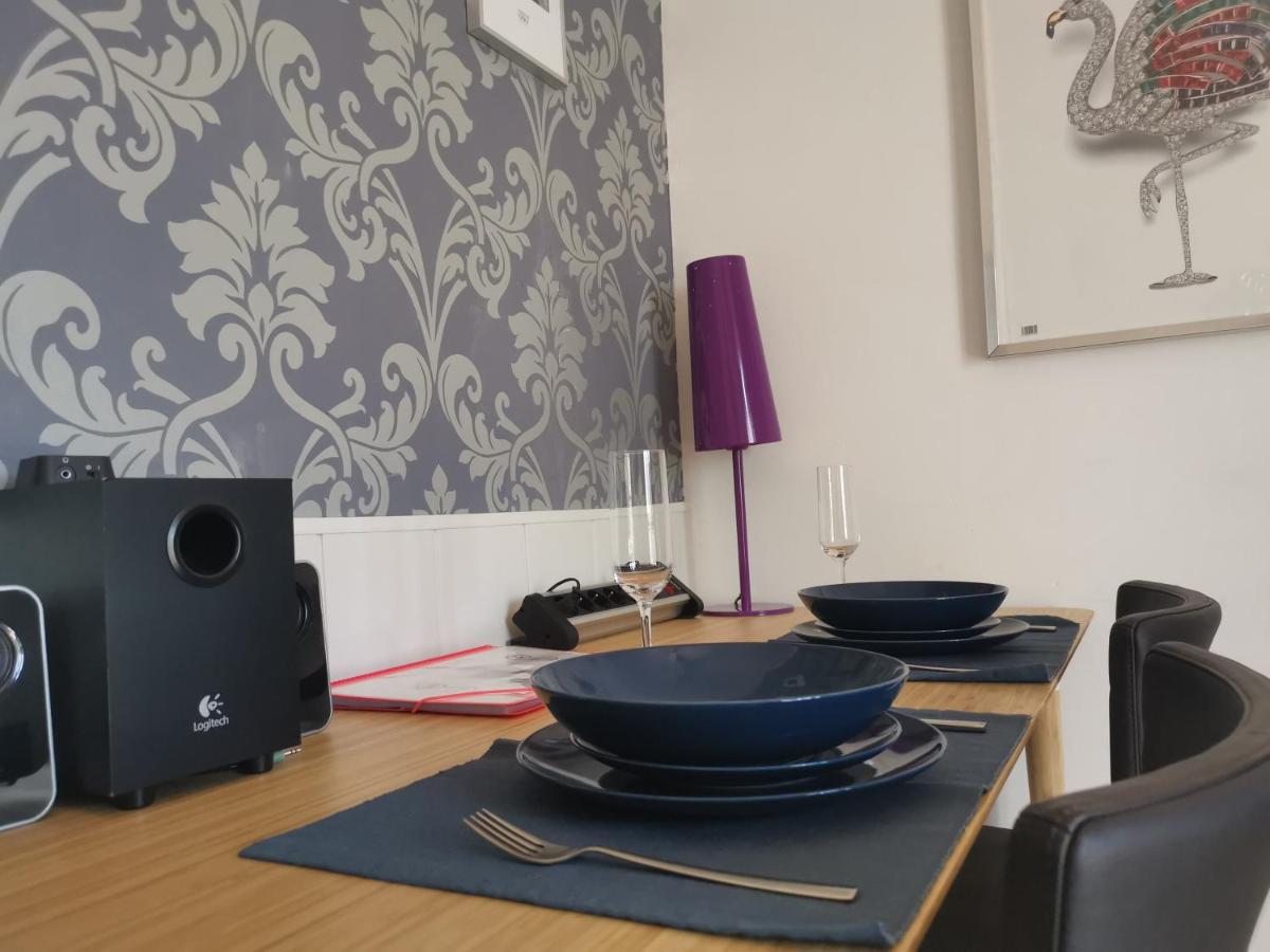 Rainbow Golf Hotel est un gay men only resort à Maspalomas à Grande Canarie