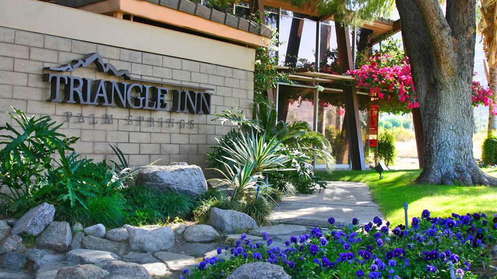 Triangle Inn est une maison d'hôtes exclusivement gay à Palm Springs