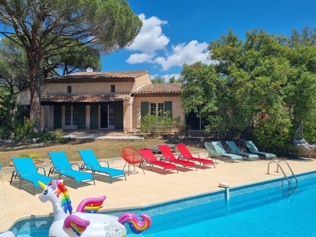 Vacances ici c'est ...