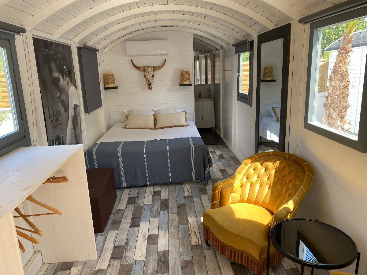 Villa Cascada est une maison d'hôtes exclusivement gay à Agde