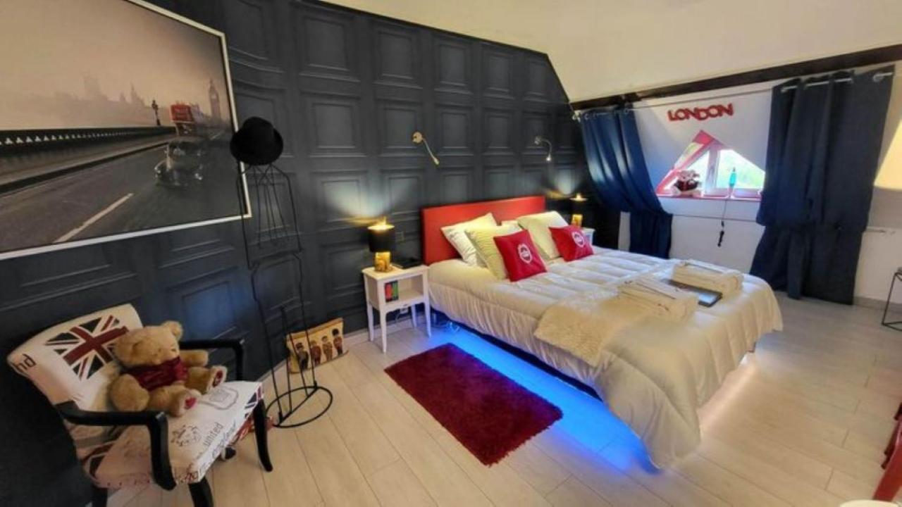 Villa Raffaella est une villa gay friendly à Les Albres dans l'Aveyron en Occitanie