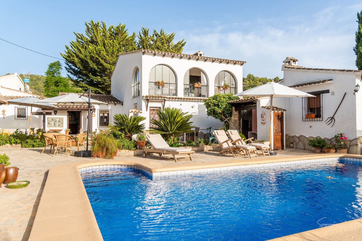 Casa Llibertat est une maison d'hôtes gay friendly à Liber en Alicante